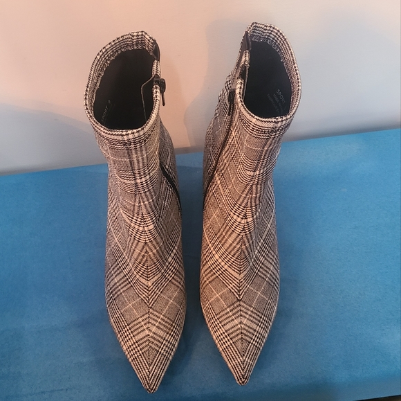 Jeffrey Campbell Plaid Ankle Booties - Picture 14 of 15